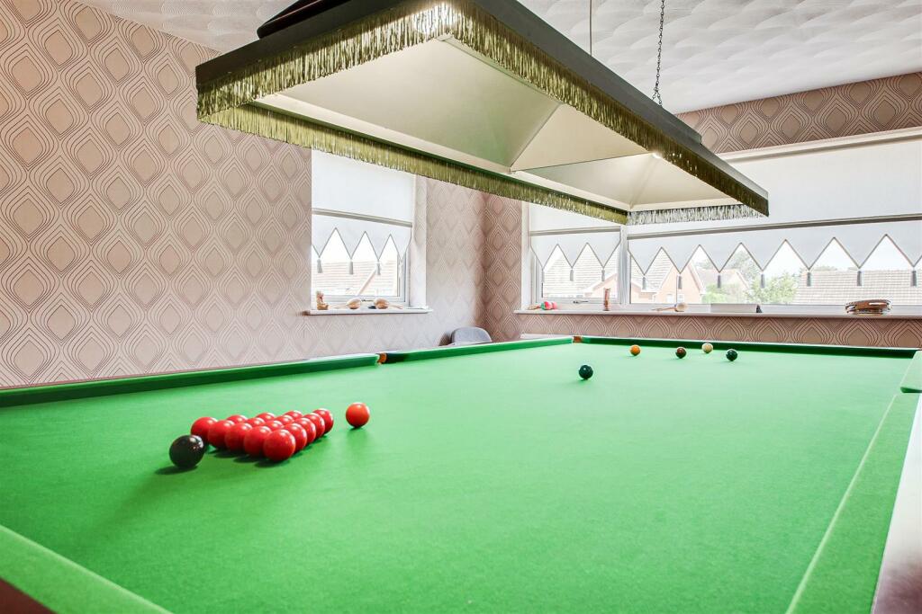 Snooker Room  / Bedroom