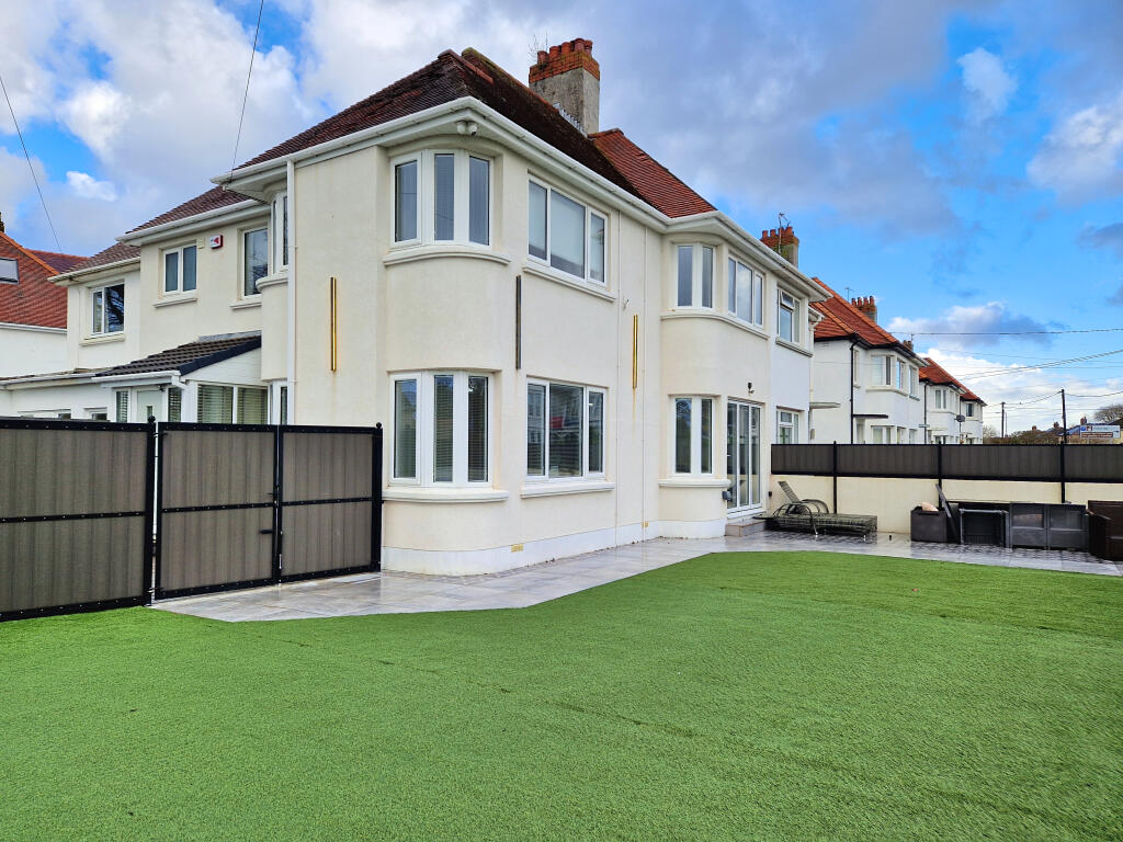 NEW ROAD, NEWTON, PORTHCAWL, CF36 5PH