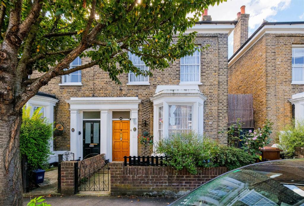 Lavender Grove, Hackney