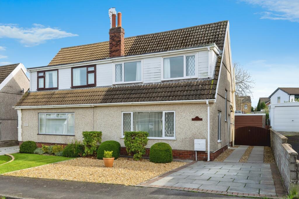 Heol Maes Y Bryn, Loughor, Swansea, SA4