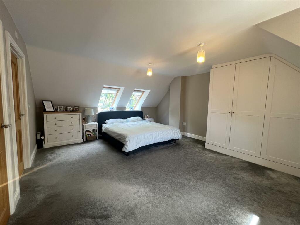 Bedroom 1B.JPG