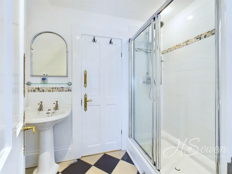 Jack and Jill shower room