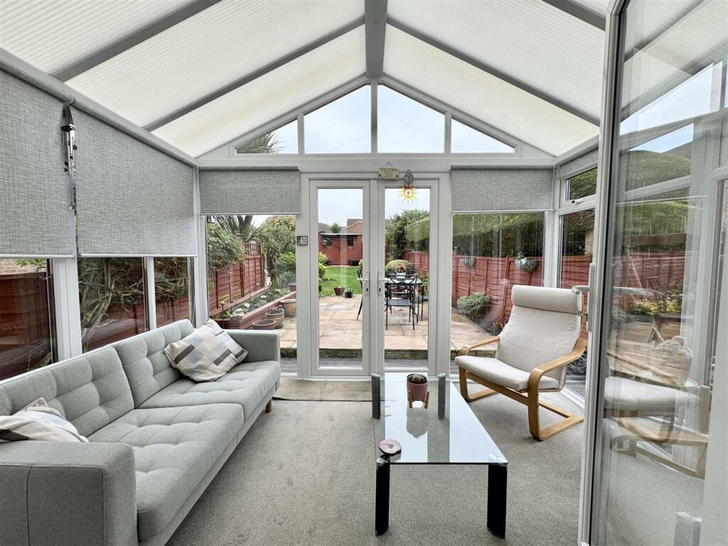 Garden room