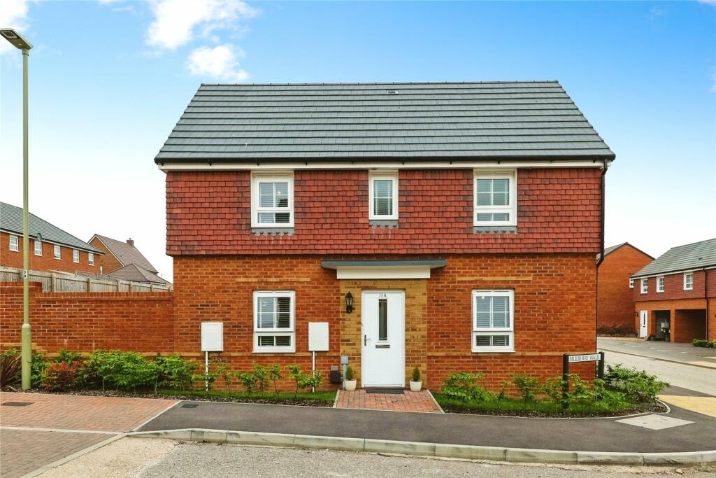 Mulberry Walk, Havant, Hampshire, PO9