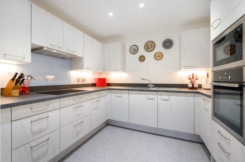 Kitchen with integrated appliances