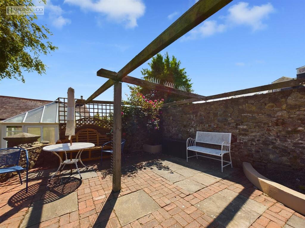 Rear garden sun patio ii.jpg