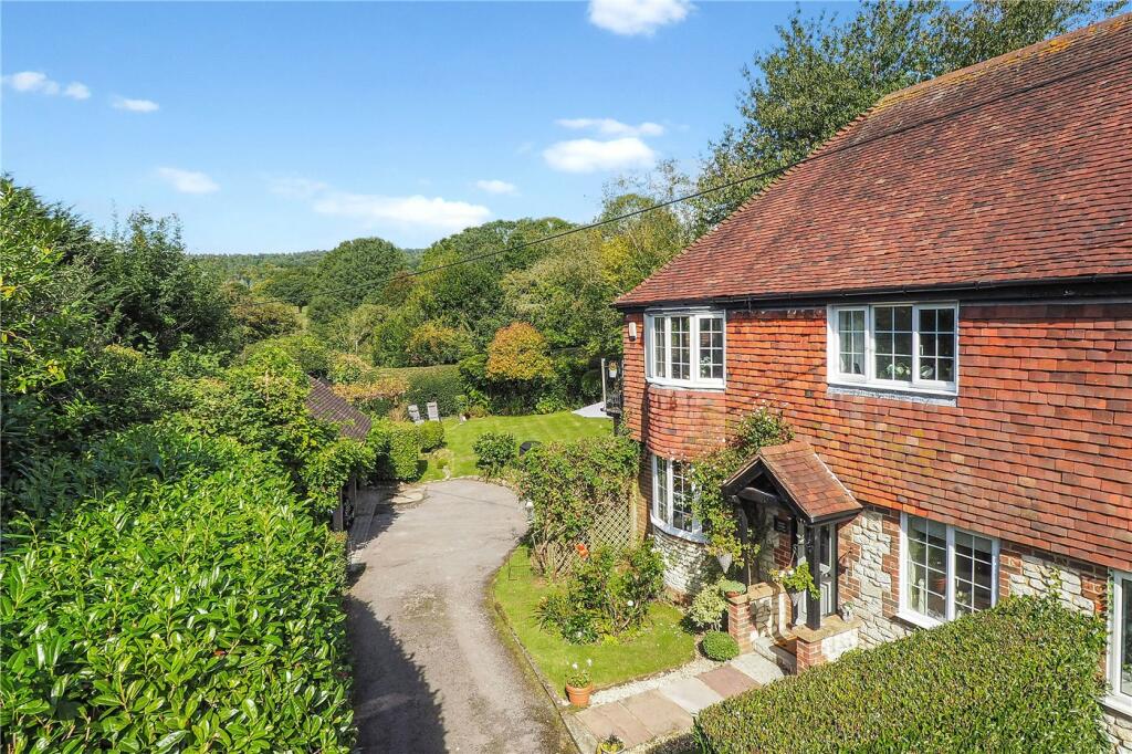 Ridge Common Lane, Stroud, Petersfield, Hampshire, GU32