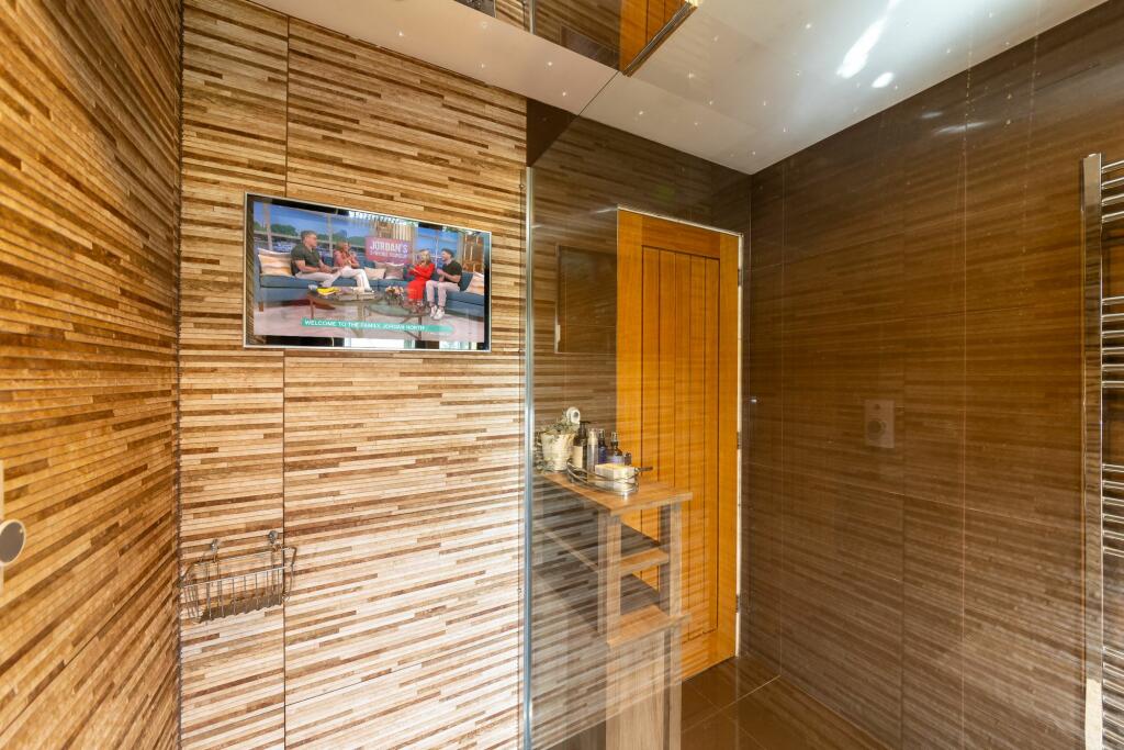 En-suite Shower Room