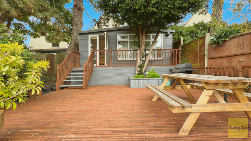 Cabin/Decking