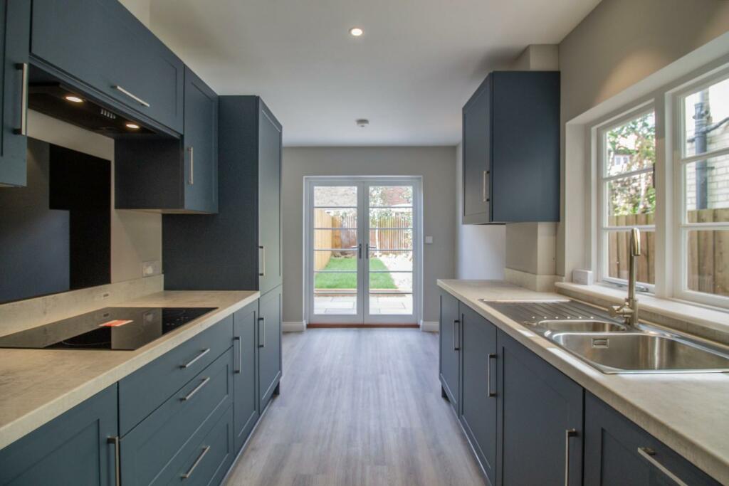 59 Guildhall Street [Kitchen 04].jpg