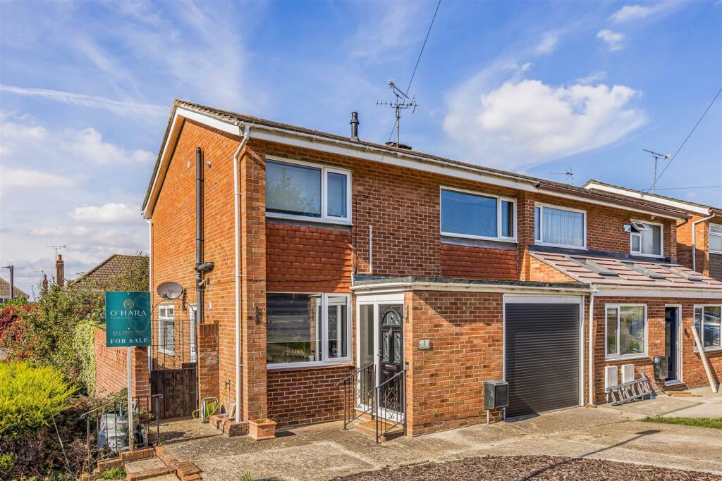 1 Greenlea Close, Waterlooville-Small-PorticoMarke