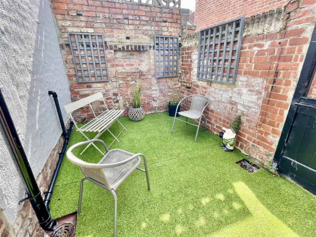 rear garden.jpg