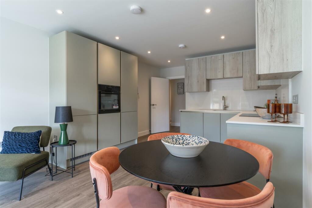 Kitchen/Dining - Show Home