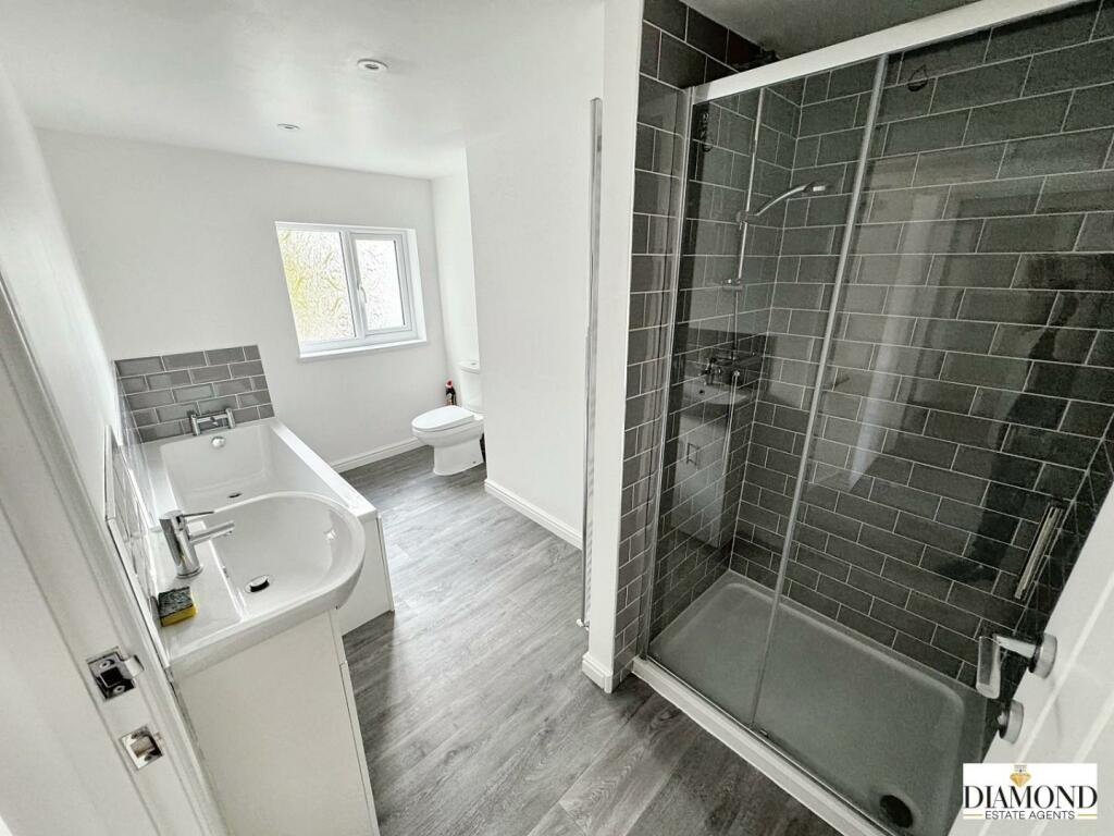 Family Bathroom/Shower Room