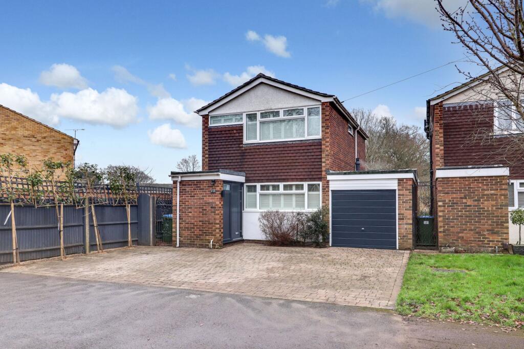 Holroyd Road, Claygate, KT10