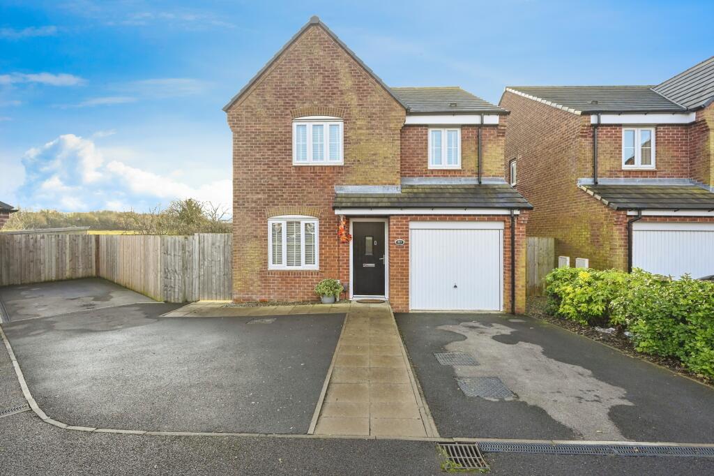 Mill Farm Drive, Alfreton, DE55