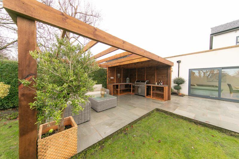 Pergola and outdoor kitchen