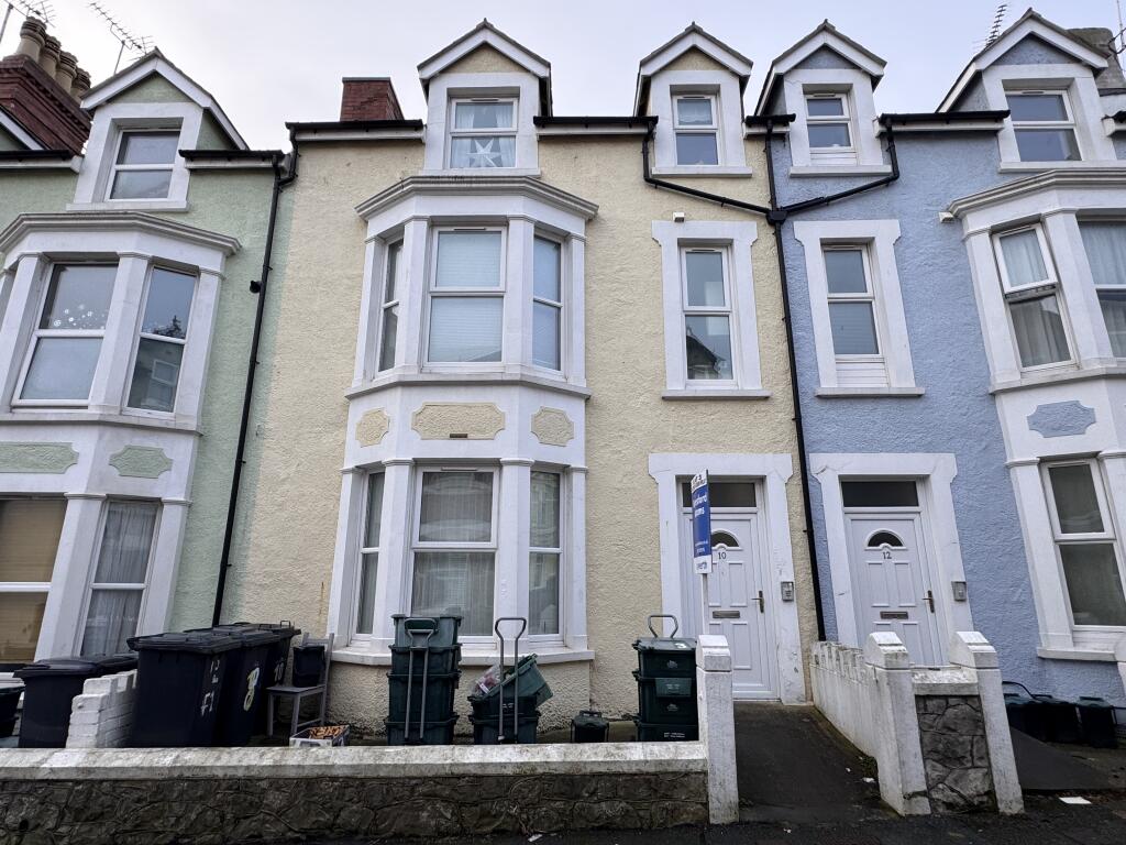 Flat 3, 10 Bodhyfryd Road, Llandudno LL30 2DT