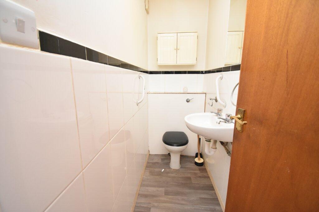 Ground Floor Wc