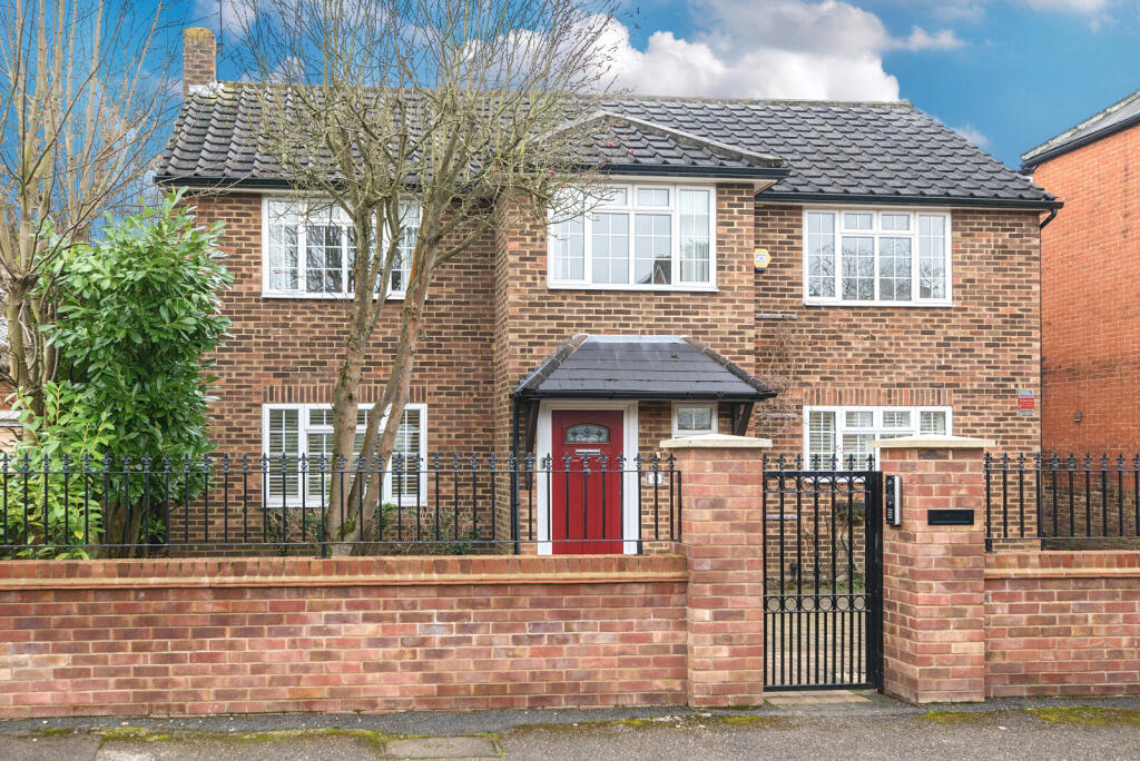 Burwood Park Road, Walton On Thames, KT12