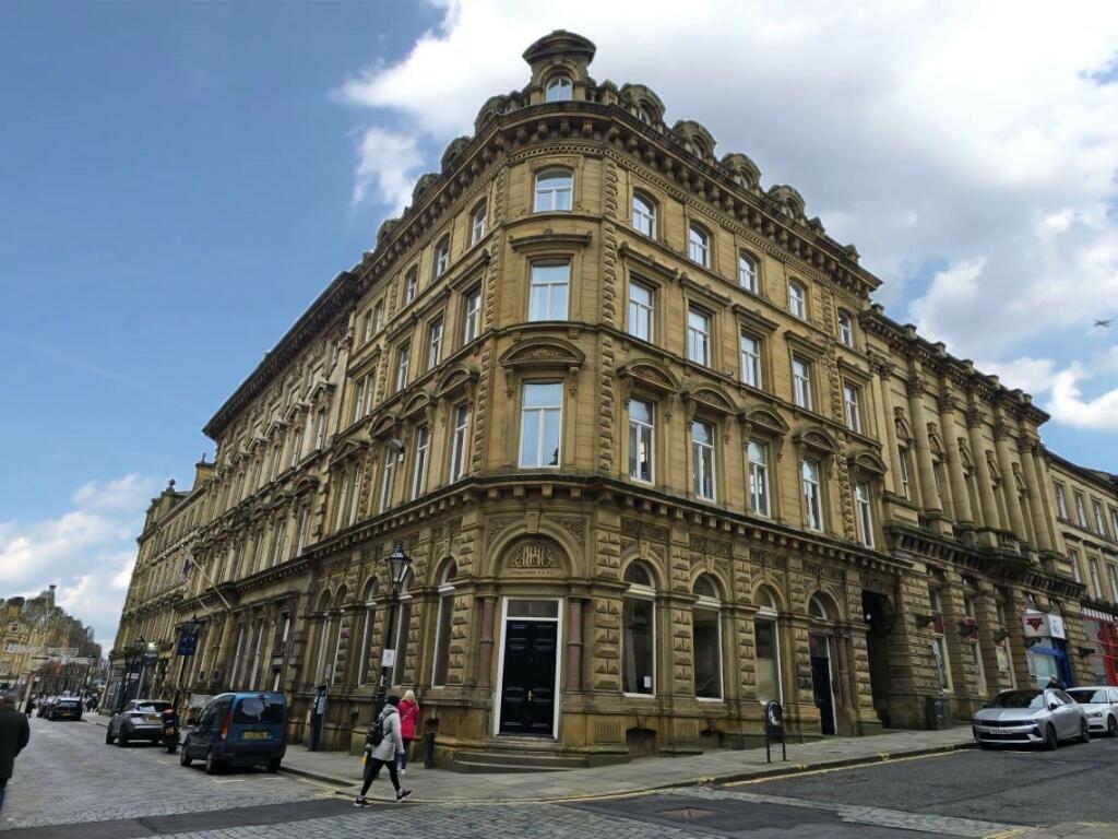 Apartment 8, Landown House, Crossley Street, Halifax, West Yorkshire, HX1