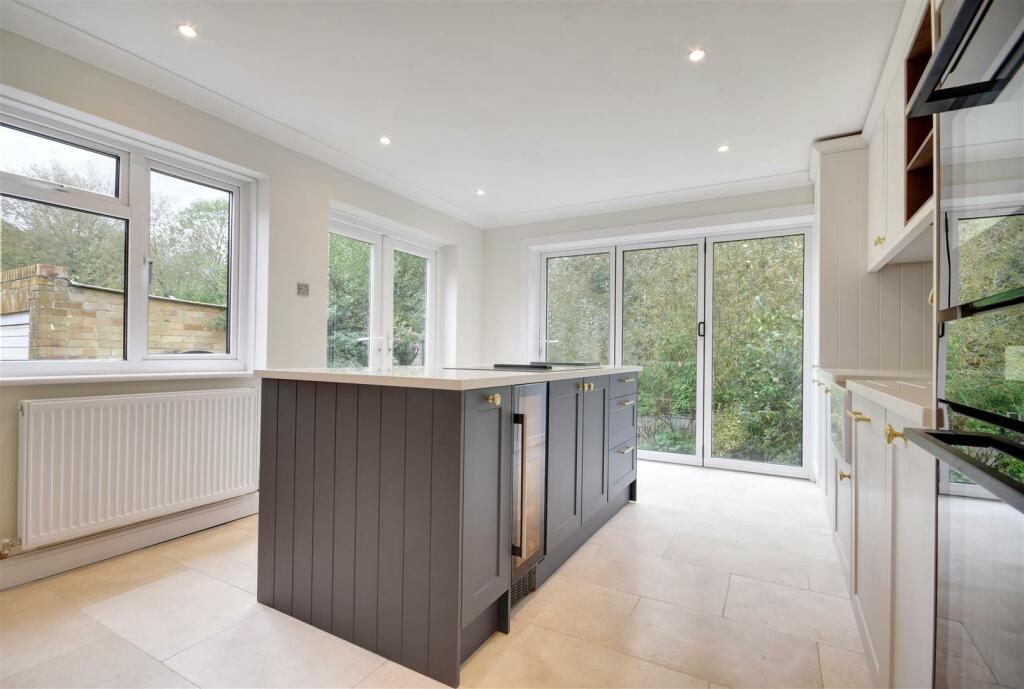 Kitchen / breakfast room