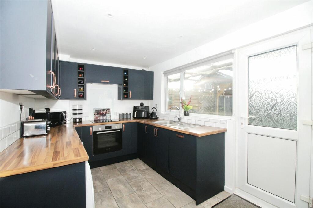 Ratcliffe Road, Burbage, Hinckley, Leicestershire, LE10