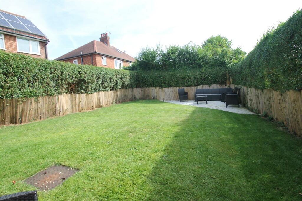 rear garden.JPG