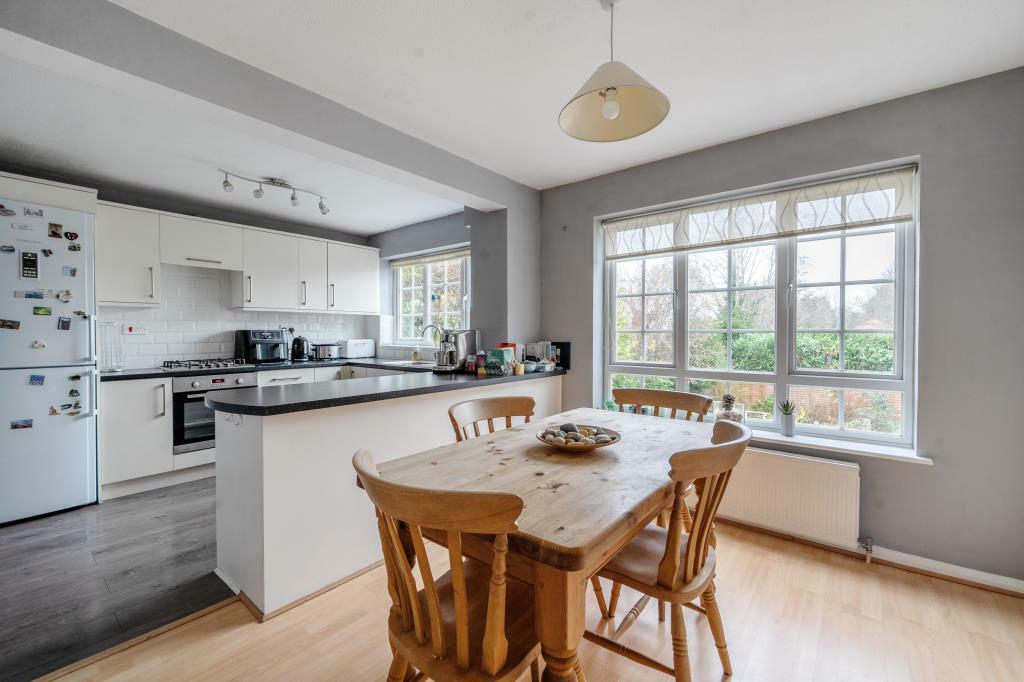 Kitchen/Dining Area