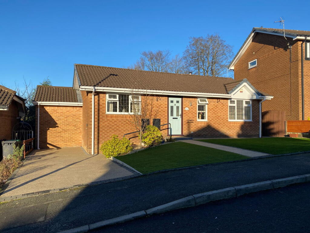 41 Otmoor Way, Royton