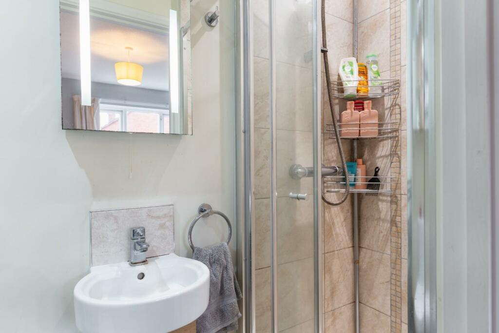 en suite-2.jpg