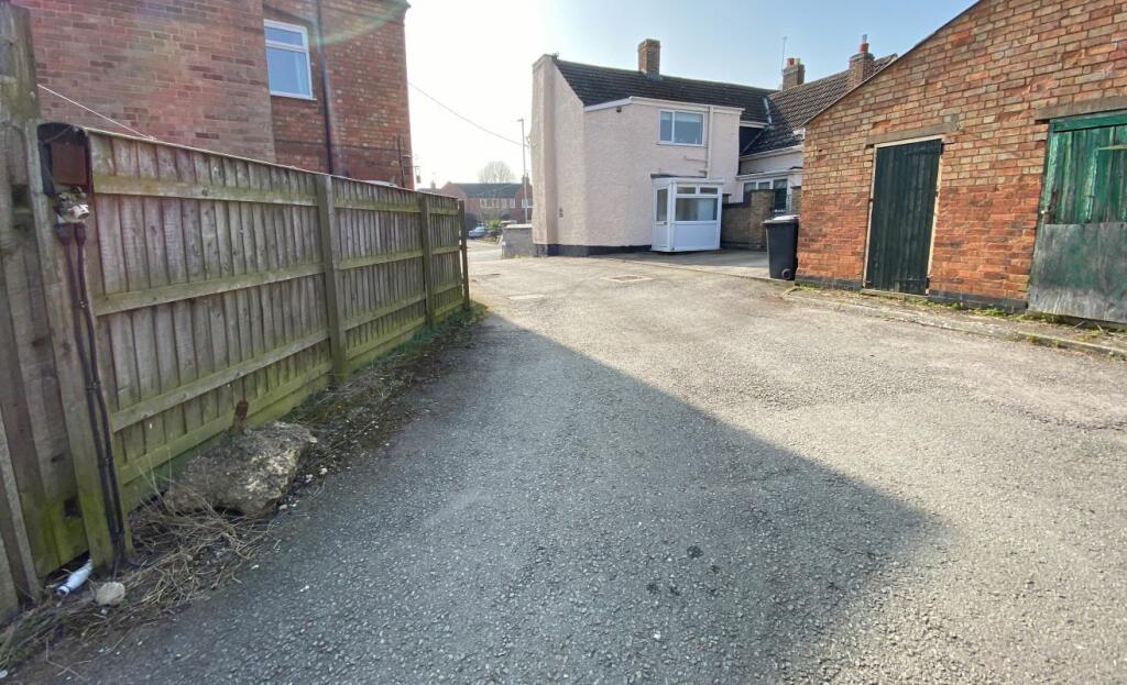 access between 26 &amp; 29 Newbold Road