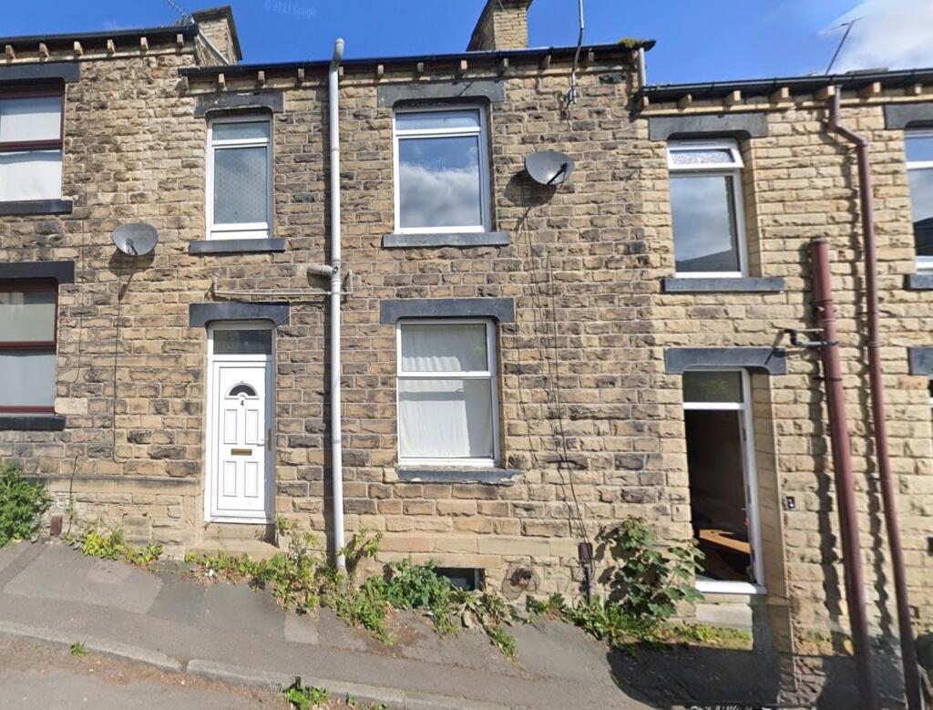 4 Strawberry Bank, Liversedge, West Yorkshire WF15 6JT