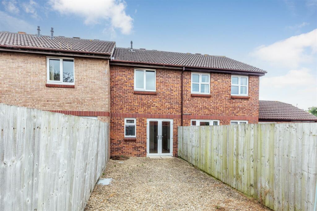 Burden Close, Bradley Stoke Rear of Property.jpg