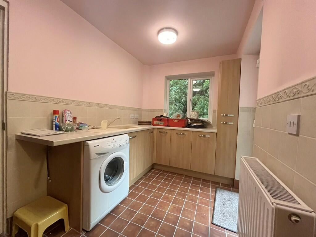 UTILITY ROOM