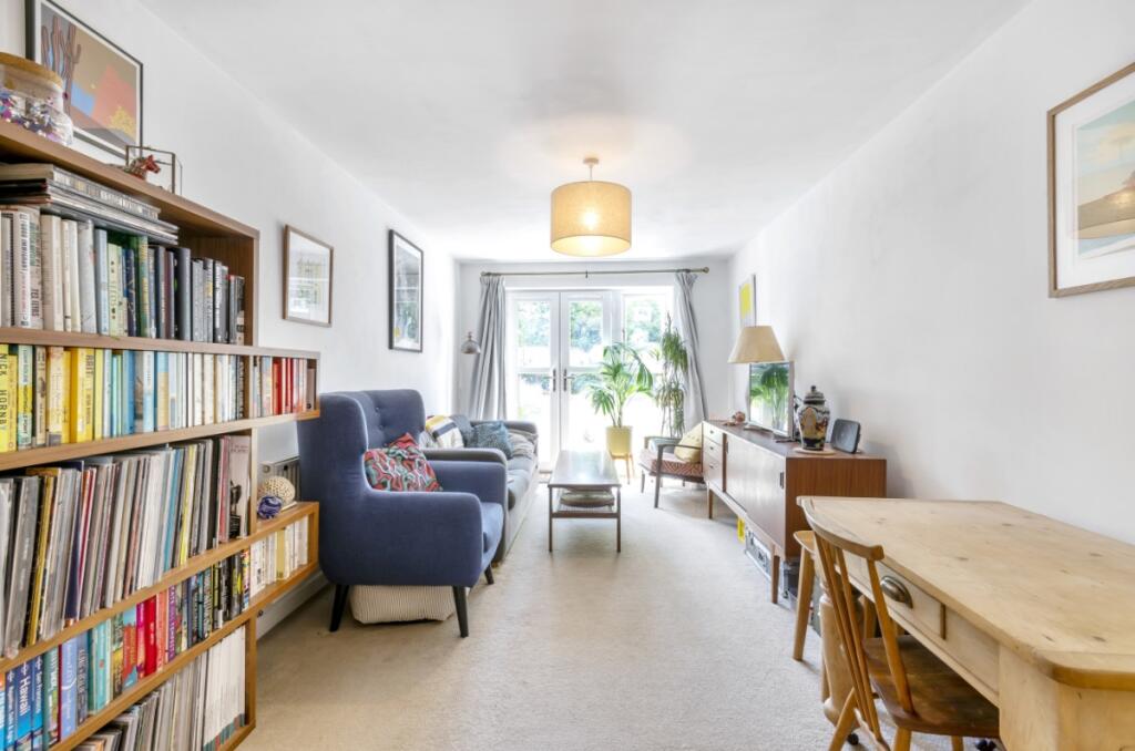 5 Worcester Close London SE20