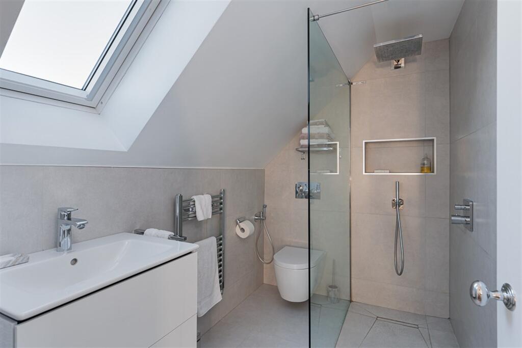 En-Suite Shower Room