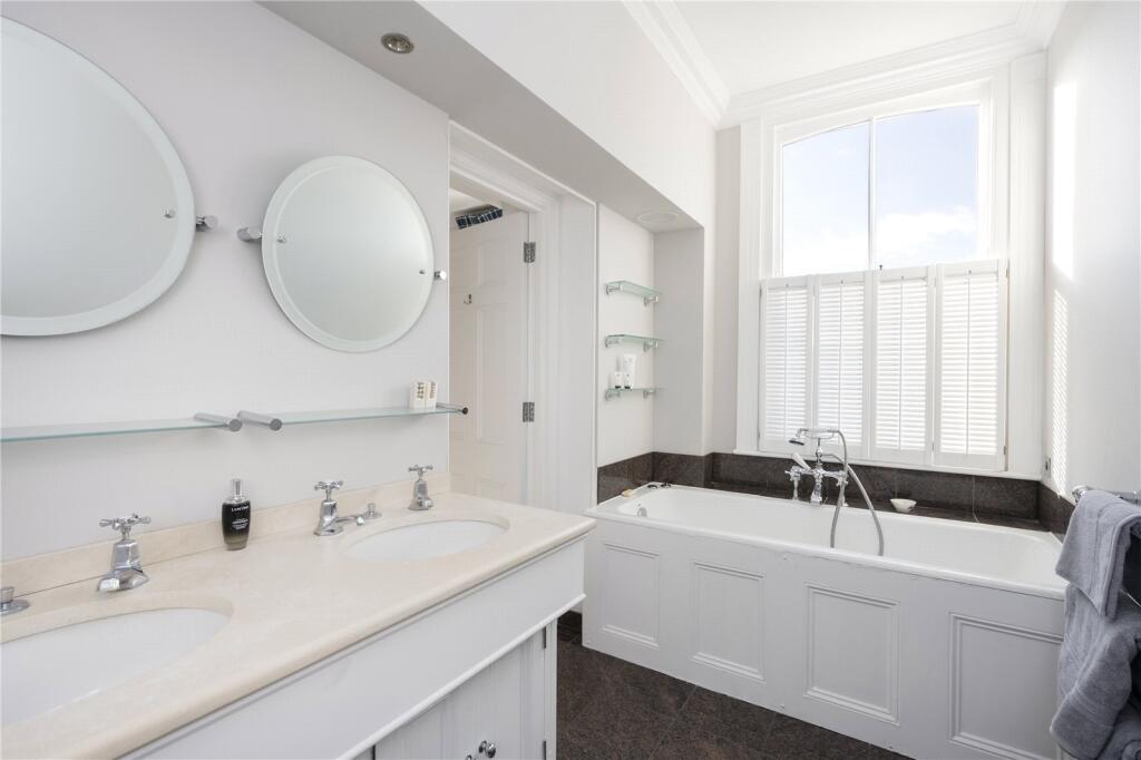 Principal Ensuite