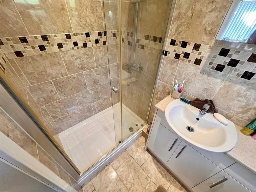 En-Suite Shower Room