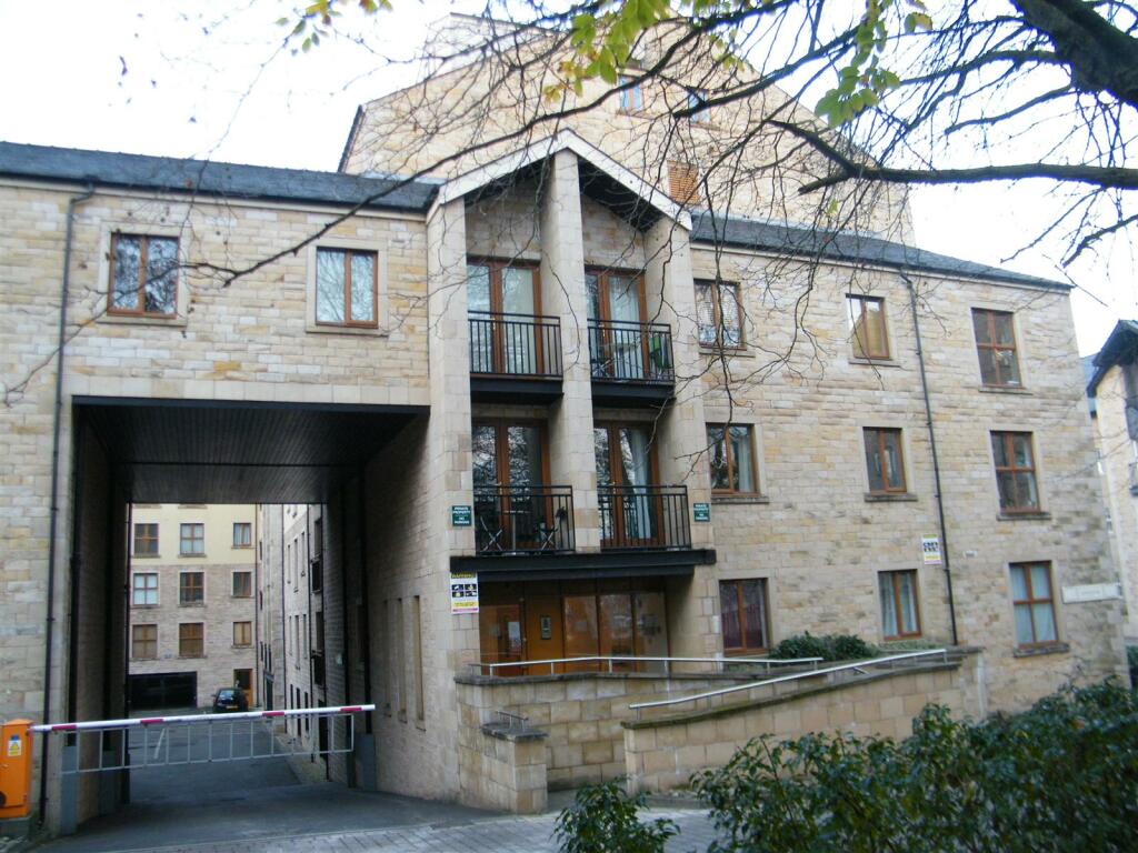 Lune Square, Lancaster, LA1