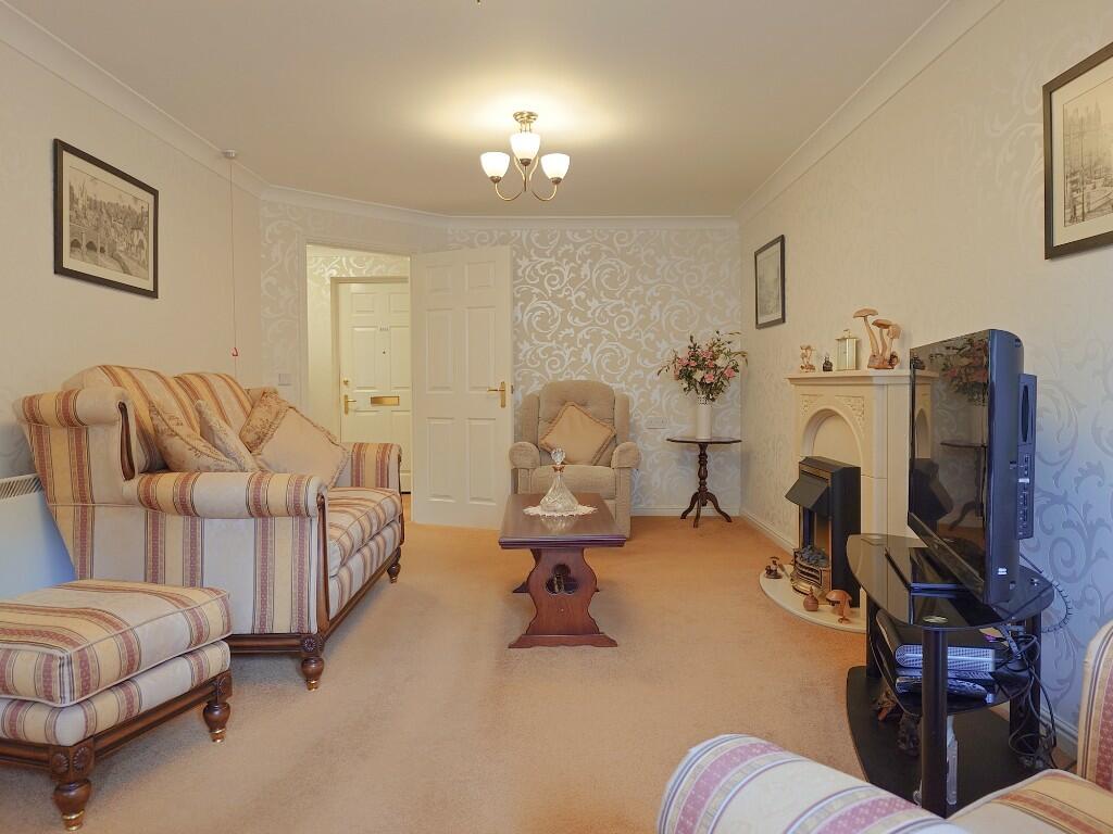 Ladybower Court, North Road, Glossop, Derbyshire, SK13