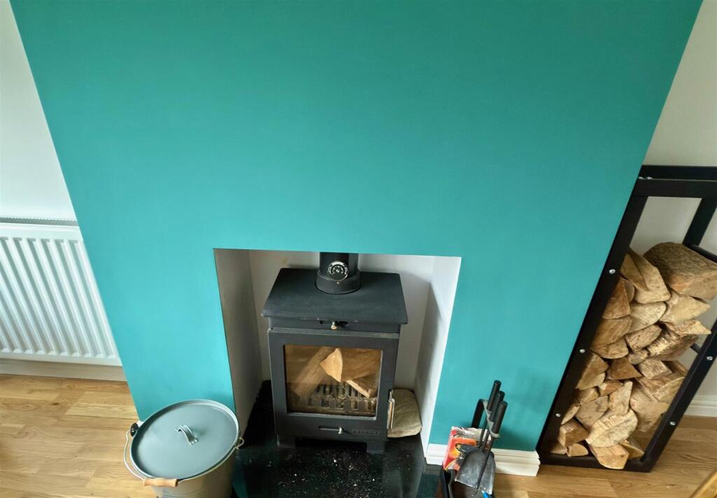 LOG BURNER.jpg