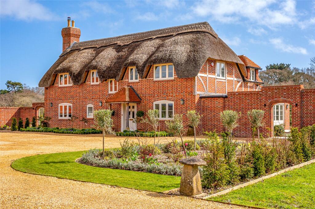 Waterditch Road, Bransgore, Christchurch, Dorset, BH23