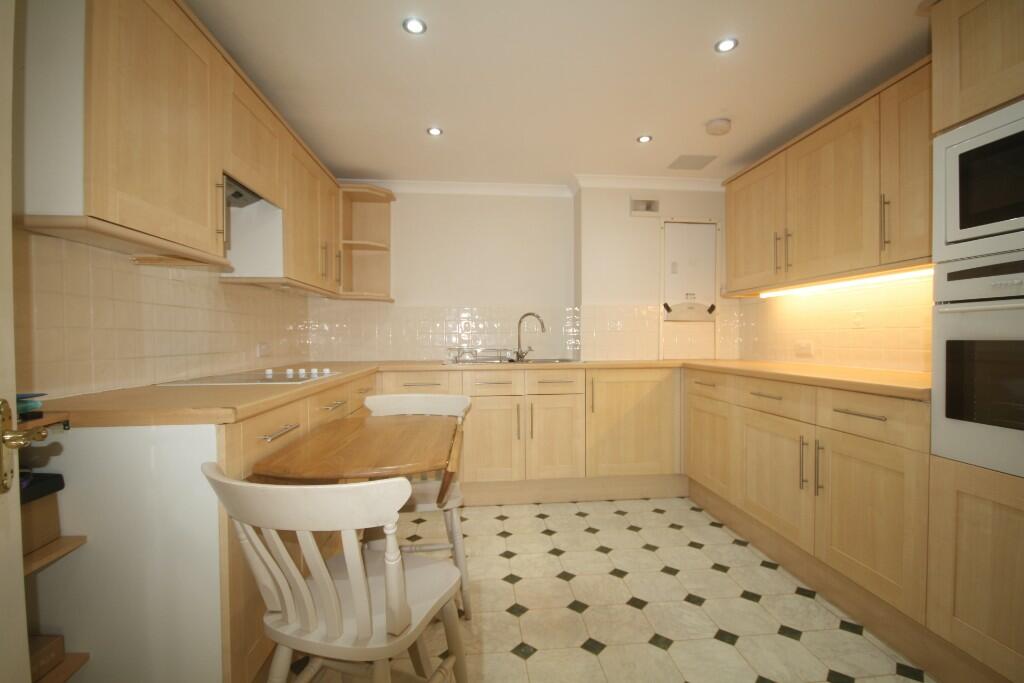 Fitted Kitchen