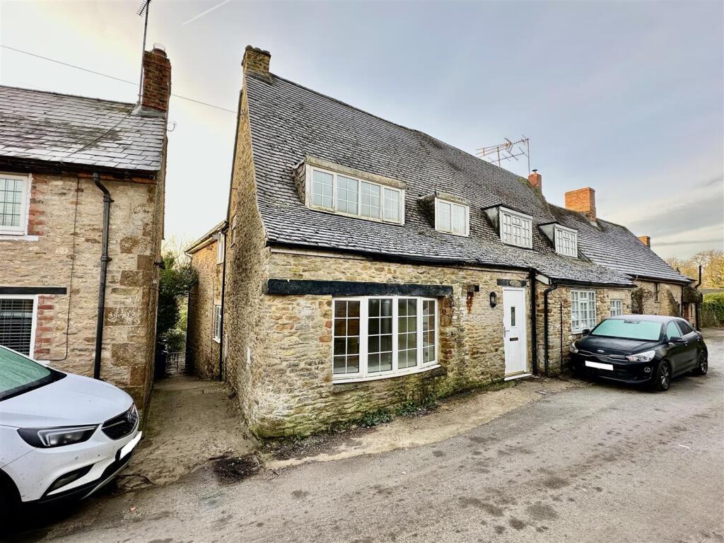 Hollow Road, Lower Tadmarton