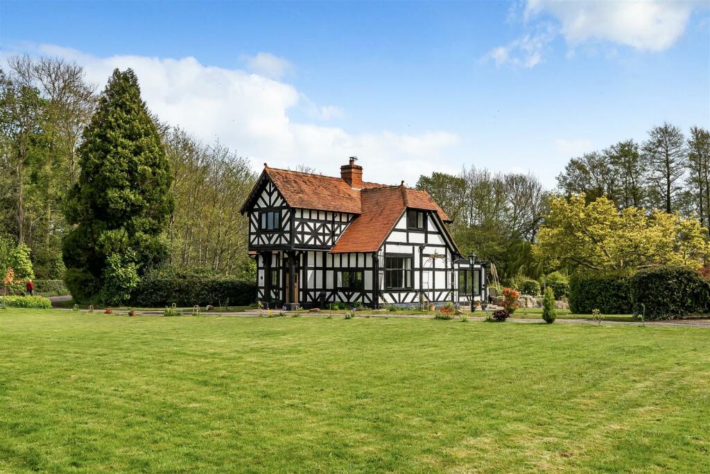 Hereford Lodge, Tyberton, Nr Madley, Herefordshire, HR2 9PT