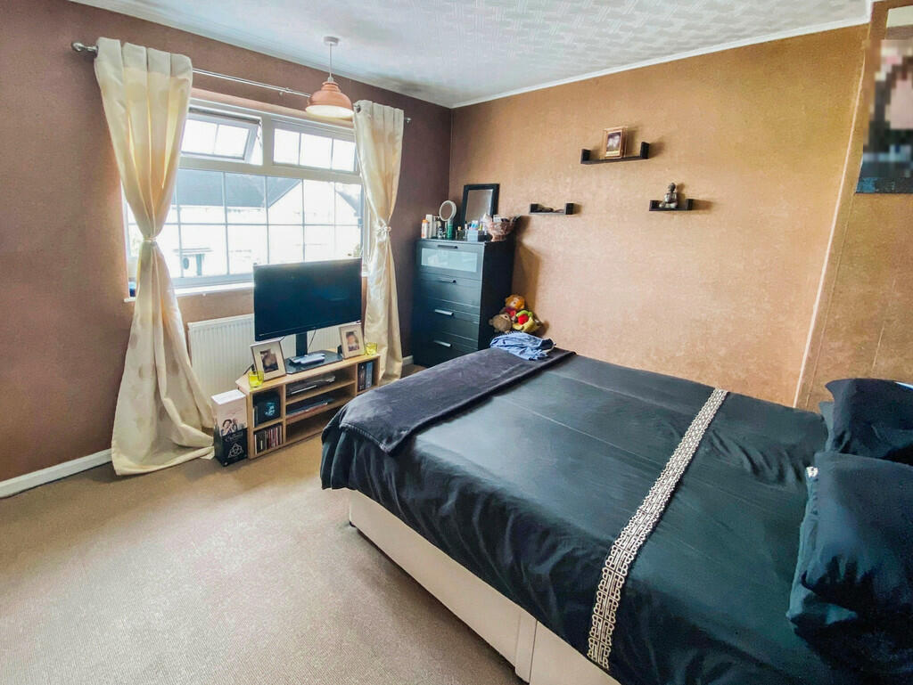 Bedroom 1a