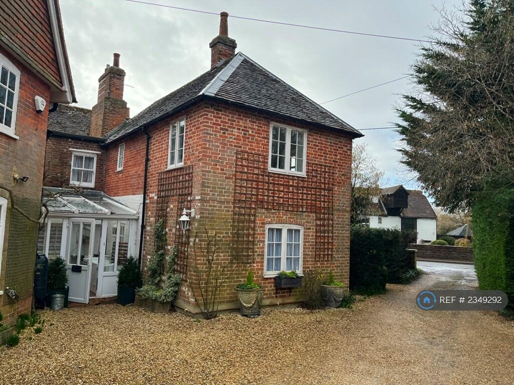 Annexe Rearview Entrance And Driveway