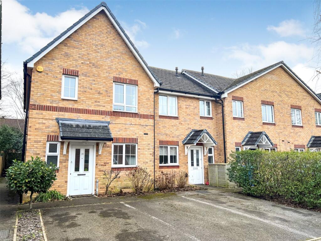 Silver Birch Way, Farnborough, Hampshire, GU14