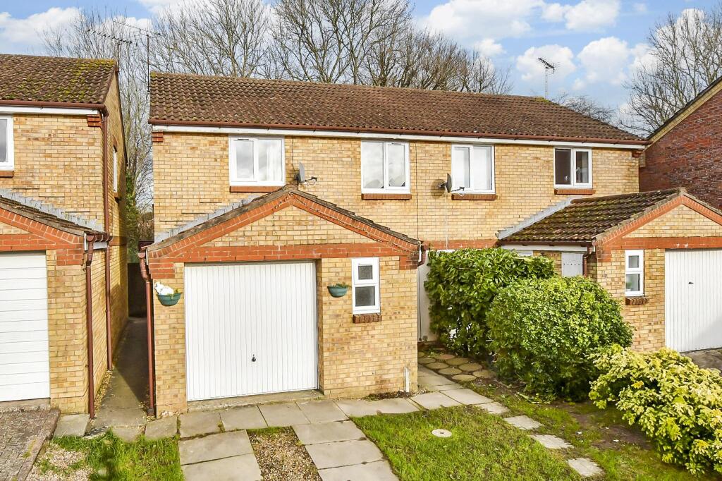 Swan Close, Southwater, Horsham, West Sussex